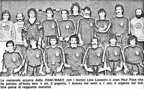 La nazionale azzurra FIAM/WAKO con i tecnici.